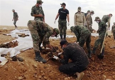  کشف ۵۷ جسد سربازان سوری قربانی داعش در الرقه 