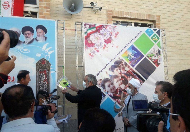 زنگ بازگشایی مدارس و آغاز سال‌تحصیلی جدید در کردستان نواخته شد+تصاویر