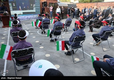 Schools Reopen in Iran under Health Protocols