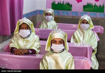 حضور دانش آموزان در کلاس درس و آغاز سال تحصیلی جدید ۱۴۰۰-۱۳۹۹ با رعایت پروتکل های بهداشتی جهت جلوگیری از شیوع ویروس کرونا