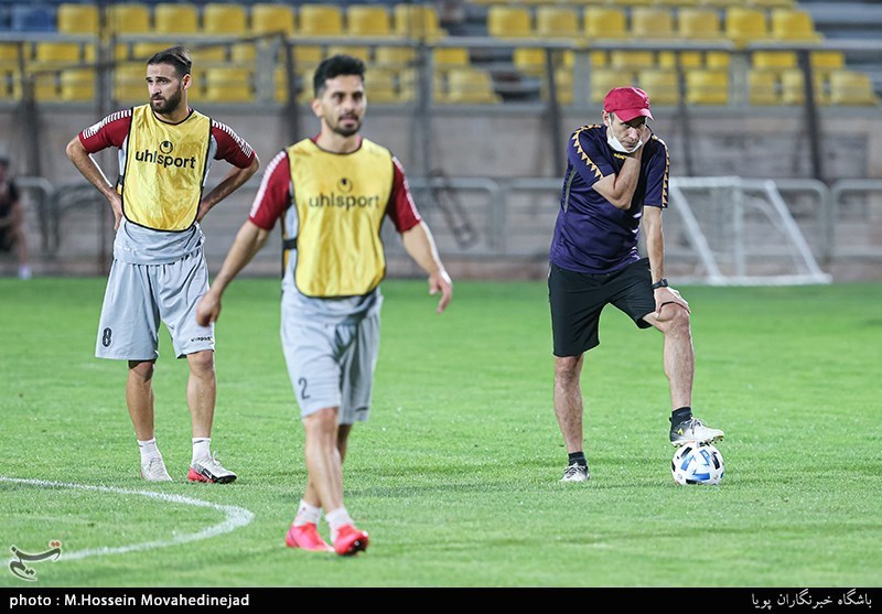عربشاهی: گل‌محمدی اگر تصمیم به رفتن داشت چرا به باشگاه لیست داد؟/ پرسپولیس بازیکنانی بزرگ‌تر از ترابی دارد