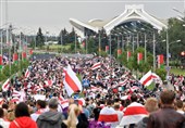 شرکت بیش از 100 هزار نفر در اعتراضات خیابانی در پایتخت بلاروس