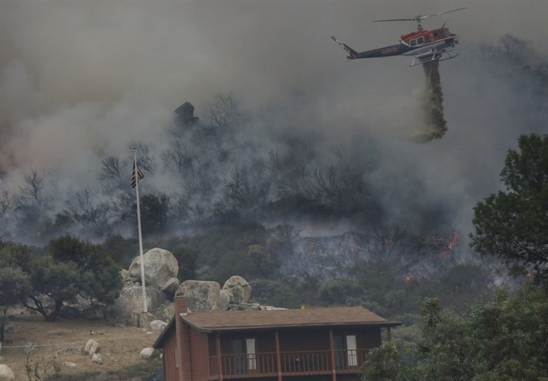 California Governor Declares Emergency over Raging Wildfires (+Video)