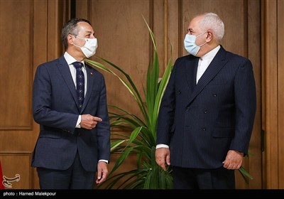 دیدار محمدجواد ظریف و ایگنازیو کاسیس وزرای امور خارجه ایران و سوئیس