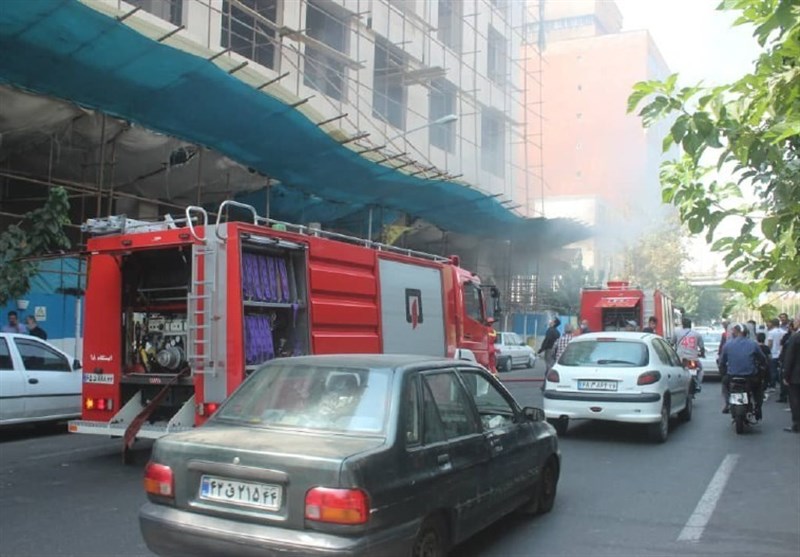 &quot;یونولیت&quot; عامل وقوع آتش‌سوزی در ساختمان 10 طبقه خیابان سمیه + تصاویر
