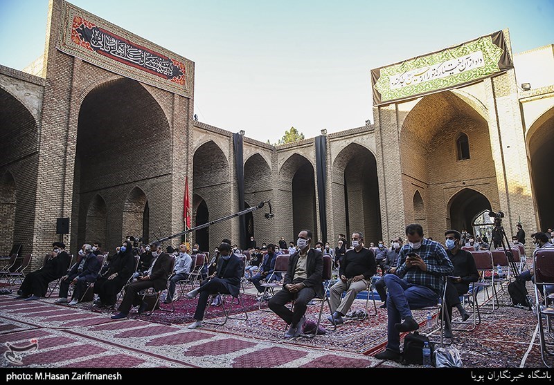 گردهمایی هنرمندان جبهه انقلاب اسلامی