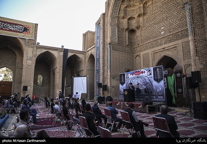 گردهمایی هنرمندان جبهه انقلاب اسلامی