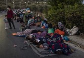 Hungry Refugees Sleep Rough on Greek Island of Lesbos after Moria Fire