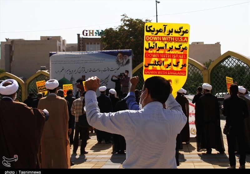 تجمع مردم استان مرکزی در محکومیت هتاکی علیه پیامبر اسلام(ص) به روایت تصاویر