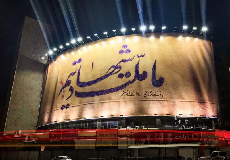 دیوارنگاره جدید میدان ولی‌عصر(عج) عطر دفاع مقدس و حاج قاسم را گرفت+عکس