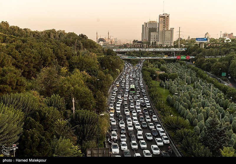 وضعیت هوای تهران 1402/05/20؛ تنفس هوای &quot;قابل قبول&quot;