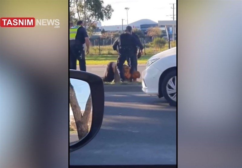 Melbourne Police Leaves Mentally Ill Man in Coma After Hitting Him in Head (+Video)
