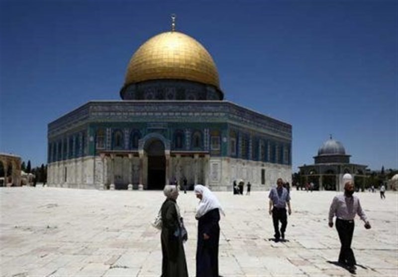 فلسطینی مسلمانوں نے عرب امارات کے وفد کو مسجد اقصٰی سے باہر کردیا