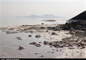 روند کاهشی تراز دریاچه ارومیه همچنان ادامه دارد