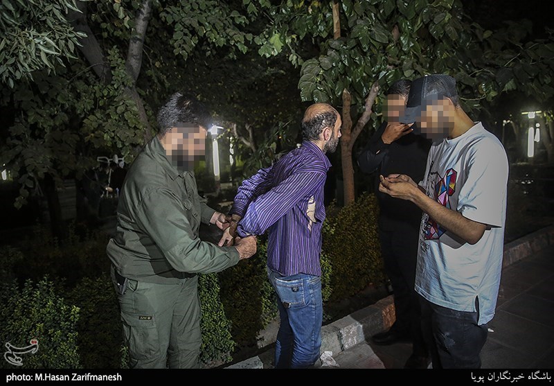 عملیات شبانه دستگیری توزیع کنندگان مواد مخدر