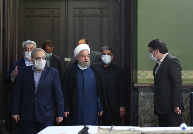 هدف روحانی از دیدار با مدیران دولت سابق؛ سودای بهارستان با تقلب در تاریخ!