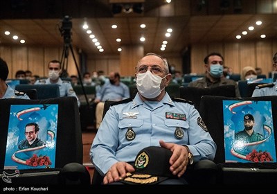 امیر عزیز نصیرزاده فرمانده نیروی هوایی ارتش در مراسم رونمایی از مستند نبردهای فانتوم