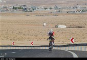 گزارش|روایت تلخ بانوی دوچرخه‌سوار از عدم حمایت مسئولان ورزشی کردستان؛ داشتن امکانات یک رویاست