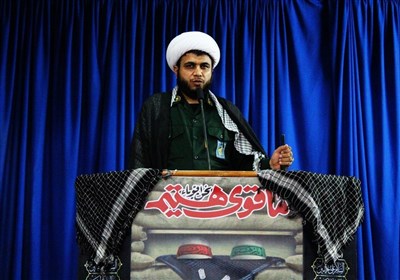 امام جمعه موقت قشم: صدور انقلاب به اقصی نقاط جهان از ثمرات دفاع مقدس است
