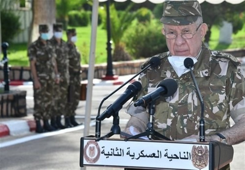 آمادگی ارتش الجزایر برای برگزاری همه پرسی