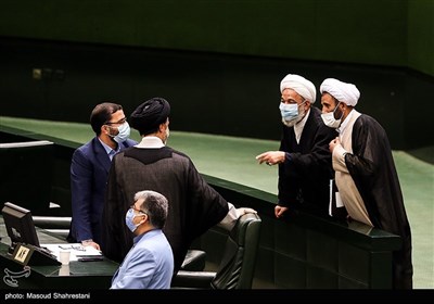 حجت الاسلام آقا تهرانی در جلسه علنی مجلس شورای اسلامی