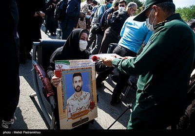 People Commemorate Martyrs of 2018 Terrorist Attack in Ahvaz