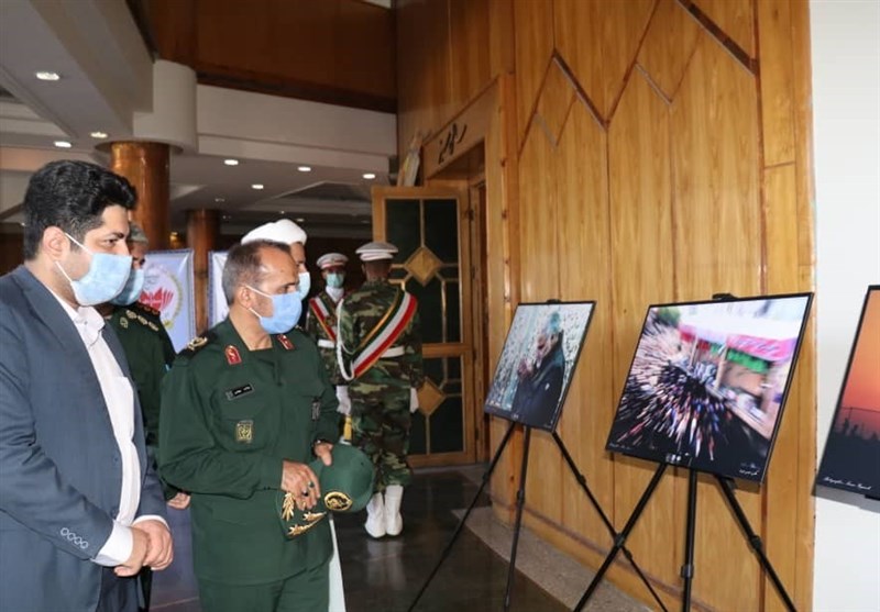 نخستین نمایشگاه عکس دفاع مقدس در تالار حافظ شیراز برپا شد