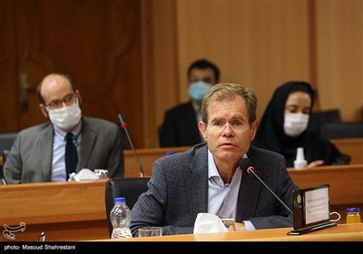 سخنرانی سفیر سوئد در تهران