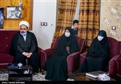 دیدار حجت‌الاسلام حبیب رضا ارزانی رئیس ستاد هماهنگی کانون‌های فرهنگی هنری مساجد با خانواده پهلوان شهید سعید طوقانی و شهید محمد طوقانی
