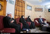 دیدار وزیر ارشاد با خانواده پهلوان شهید سعید طوقانی و شهید محمد طوقانی