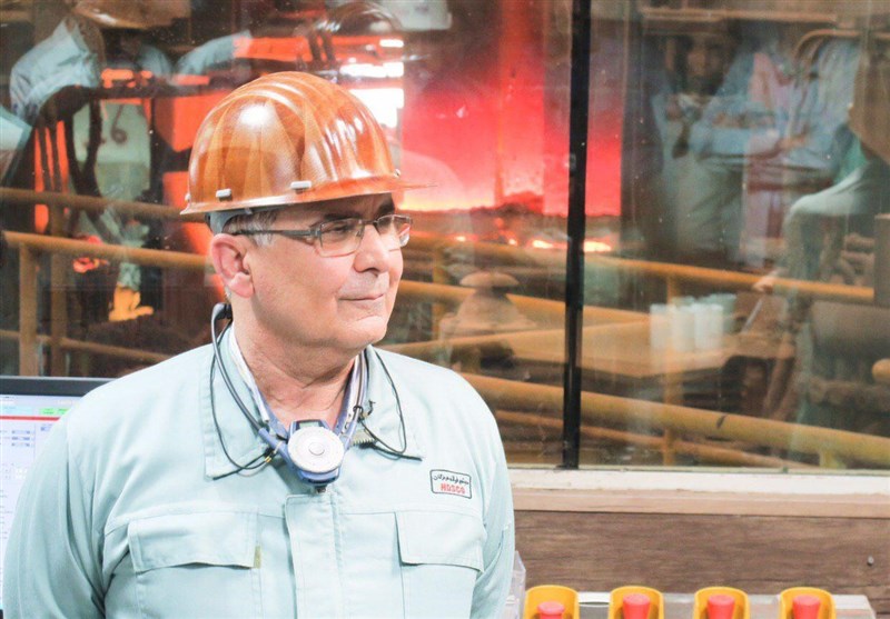 مدیرعامل فولاد هرمزگان سالروز افتتاح شرکت را به همکارانش تبریک گفت