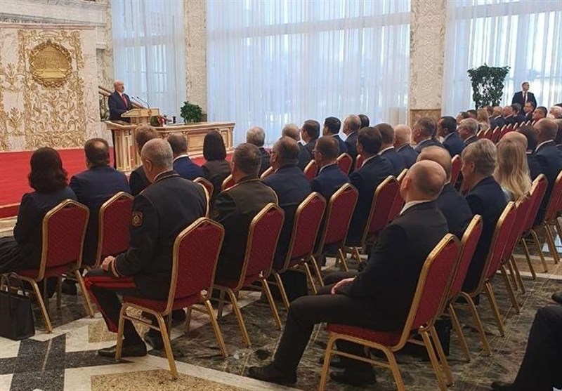 لوکاشنکو، با ادای سوگند، رسماً رئیس جمهوری بلاروس شد