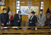 امضای تفاهمنامه بین دانشگاه صنعتی اصفهان و وزارت راه و شهرسازی