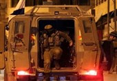 Israeli Troops Arrest 22 Palestinians in West Bank