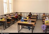 توزیع 250 دستگاه تبلت بین دانش‌آموزان نیازمند تهرانی