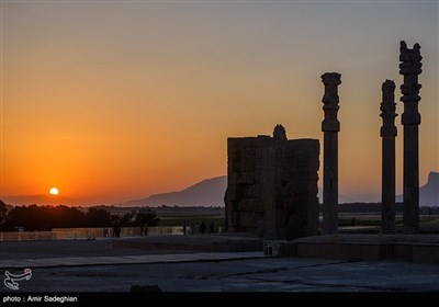 روز جهانی گردشگری- مجموعه جهانی تخت جمشید