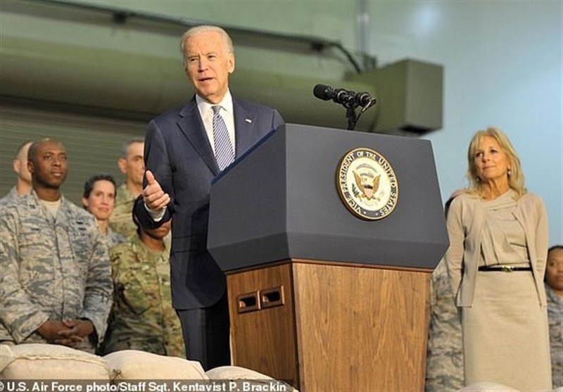 Video Shows Joe Biden Calling Service Members &apos;Stupid&apos;