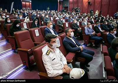 رونمایی از برند ملی و تمبر گردشگری ایران