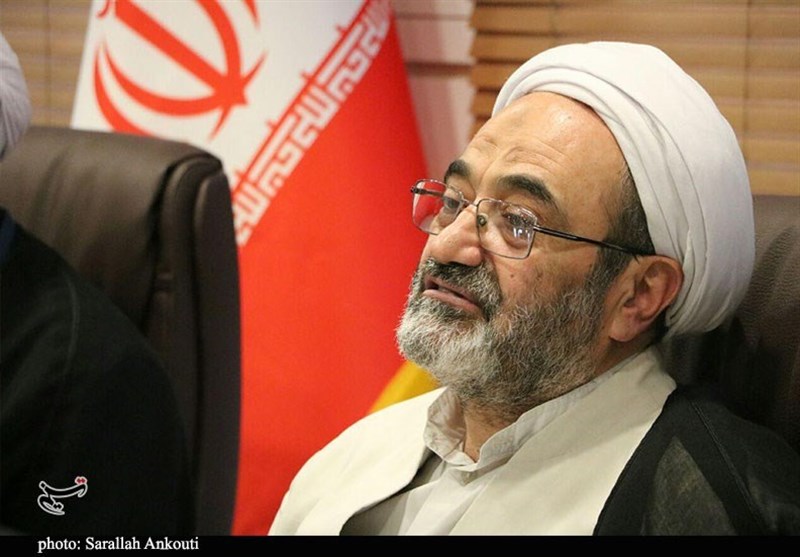 مسئول دبیرخانه بیانیه گام دوم انقلاب در کرمان: اقدامات تبعیض‌آمیز از مجلس انقلاب باید حذف شود