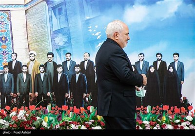 حضور محمد جواد ظریف وزیر امور خارجه در مراسم بزرگداشت شهدای وزارت امور خارجه