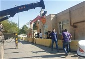 اختصاصی| بلوکگذاری شهرداری اراک جلوی اداره برق برای تسویه حساب سازمانی+تصاویر