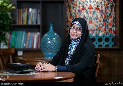 خانم زهرا تابش در برنامه ایران بانو