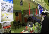بازدید نماینده ولی فقیه در خراسان جنوبی از نمایشگاه دفاع مقدس به روایت تصویر