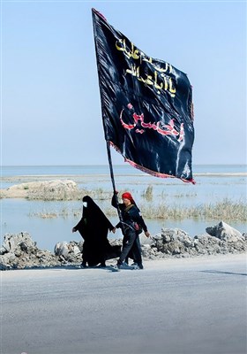 Thousands of Iraqis Start Great Arbaeen March despite Coronavirus Restrictions