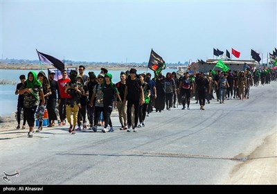 Thousands of Iraqis Start Great Arbaeen March despite Coronavirus Restrictions