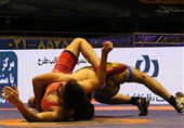 لیگ برتر کشتی فرنگی| پیروزی یک‌طرفه صبانور مقابل احتشام‌گستر