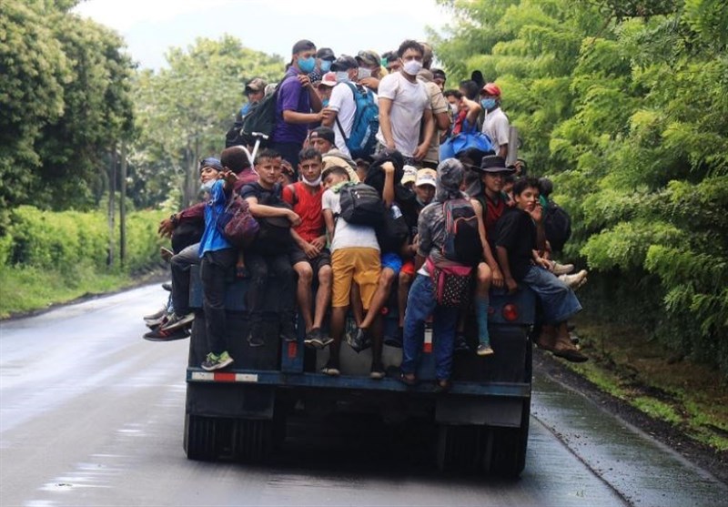 Over 3,000 US-Bound Migrants Cross Illegally Into Guatemala from Honduras (+Video)