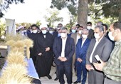 وزیر جهادکشاورزی از مرکز تحقیقات و آموزش کشاورزی و منابع طبیعی خراسان جنوبی بازدید کرد