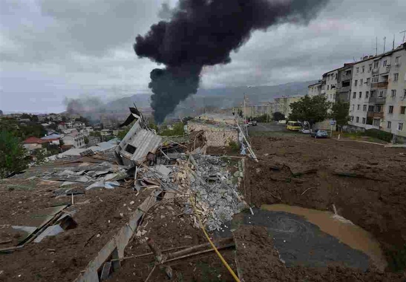 Cities Under Fire As Fighting between Armenia, Azerbaijan Intensifies (+Video)