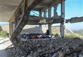 Yemeni Children Begin Classes in Ruins of War-Stricken Region